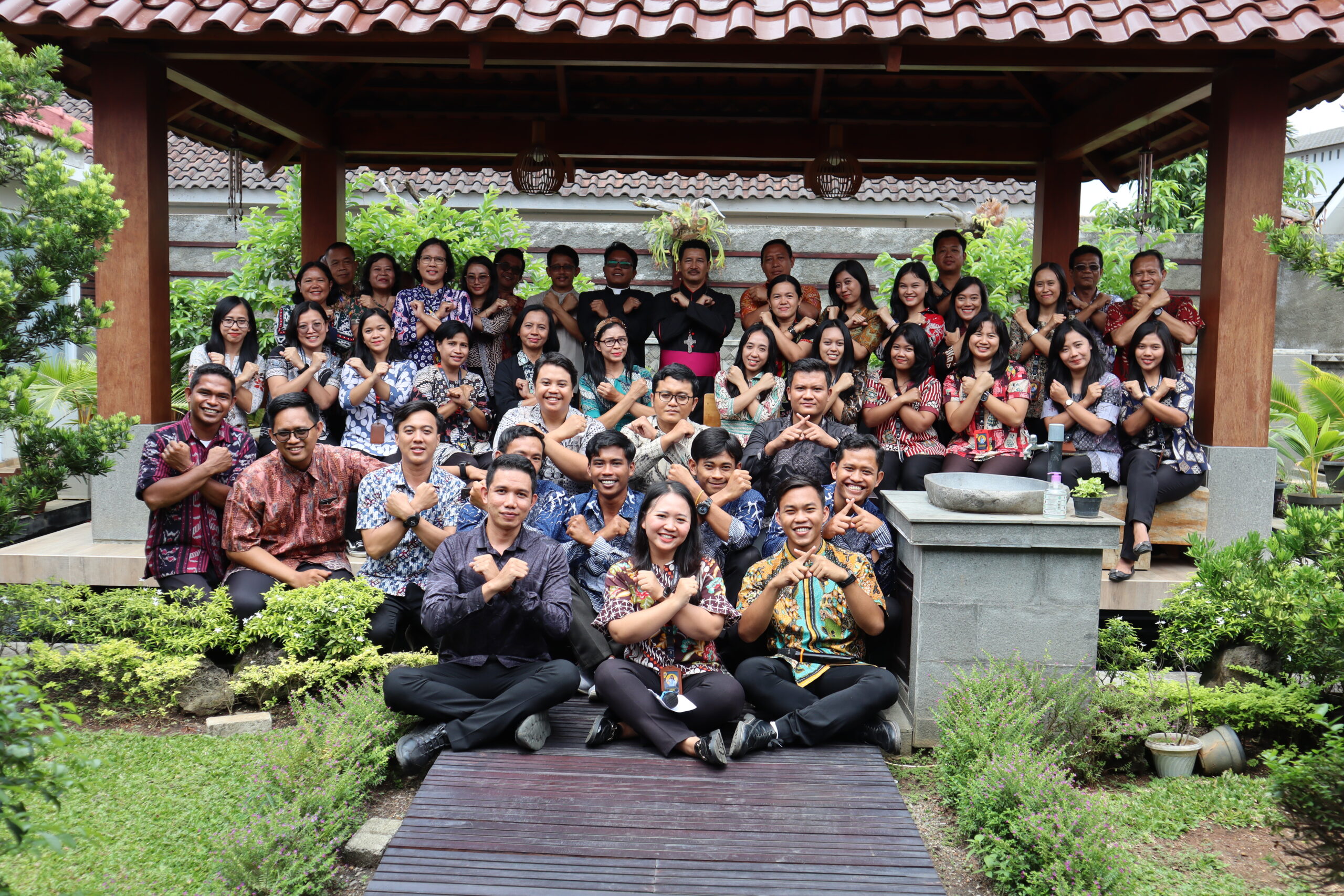 Kunjungan natal ke rumah Bapa Uskup